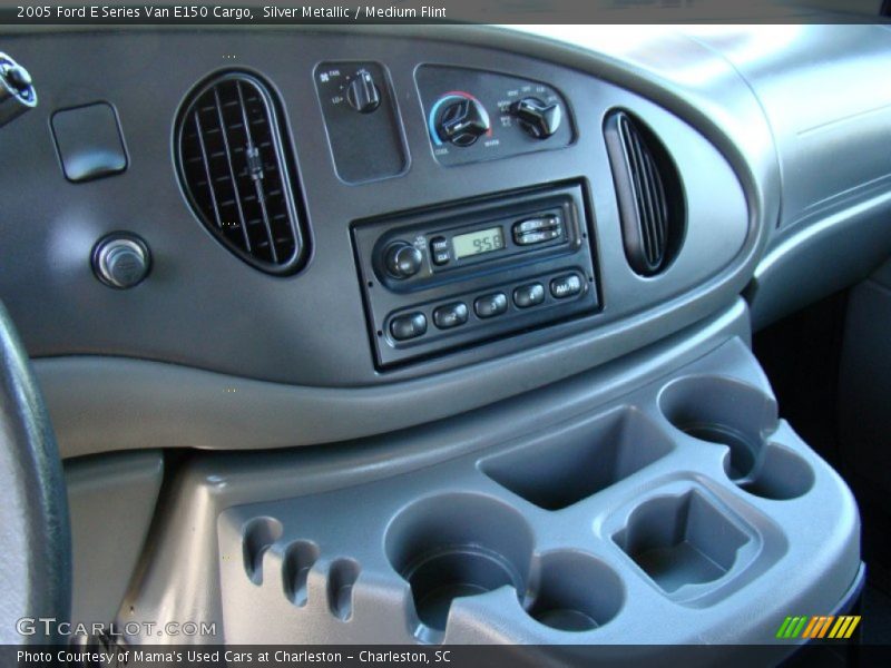 Silver Metallic / Medium Flint 2005 Ford E Series Van E150 Cargo
