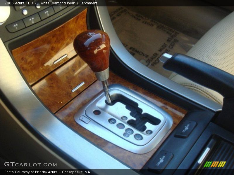 White Diamond Pearl / Parchment 2006 Acura TL 3.2