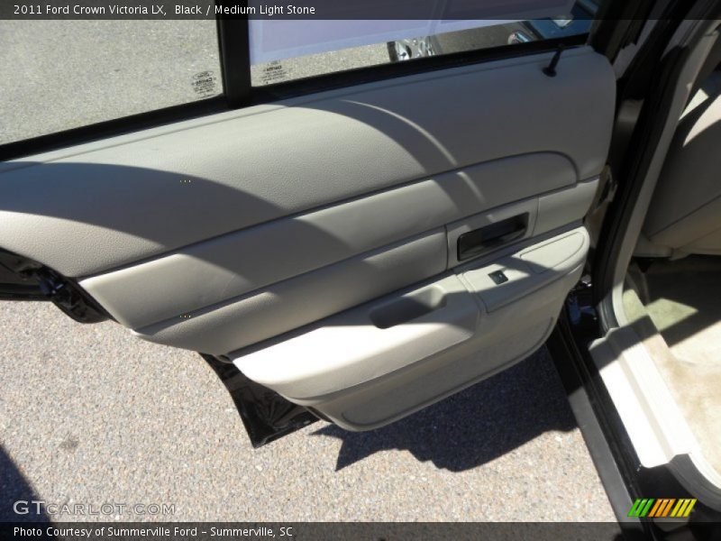 Black / Medium Light Stone 2011 Ford Crown Victoria LX