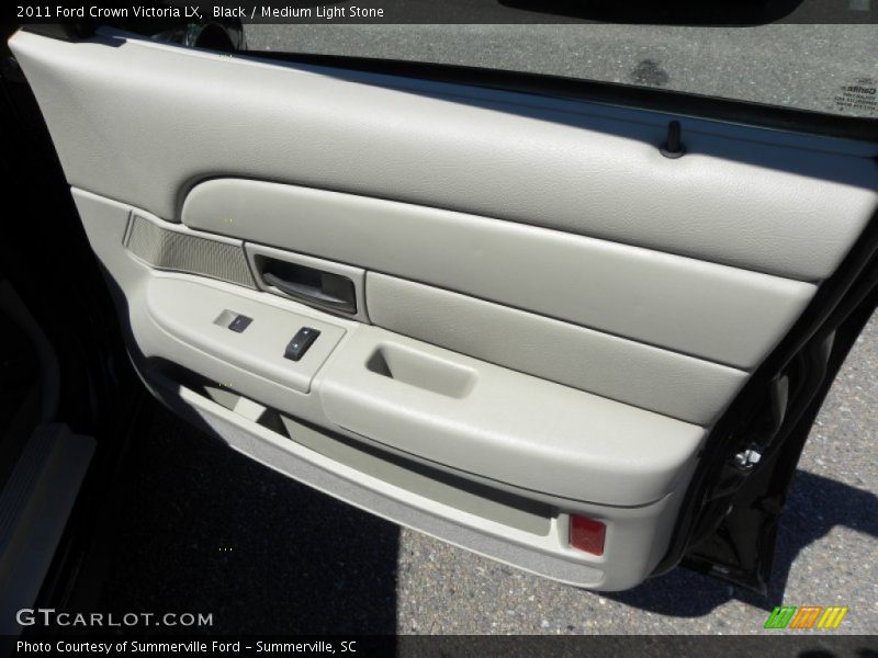 Black / Medium Light Stone 2011 Ford Crown Victoria LX
