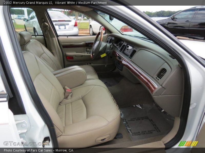 Vibrant White / Medium Parchment 2002 Mercury Grand Marquis LS