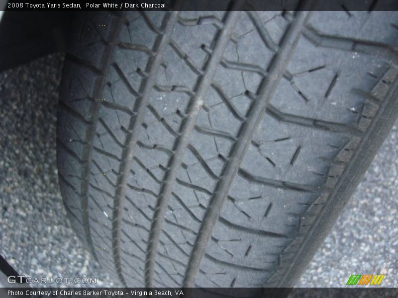 Polar White / Dark Charcoal 2008 Toyota Yaris Sedan