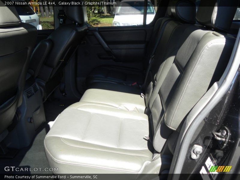 Galaxy Black / Graphite/Titanium 2007 Nissan Armada LE 4x4