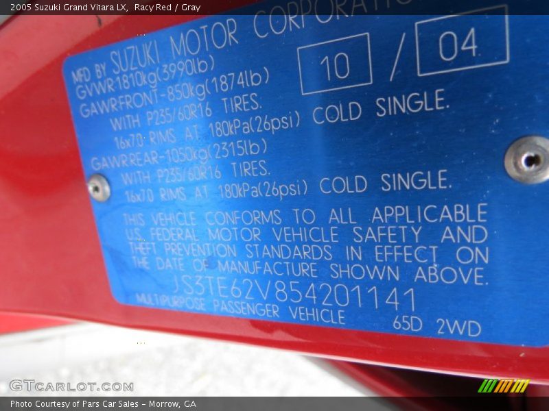 Racy Red / Gray 2005 Suzuki Grand Vitara LX