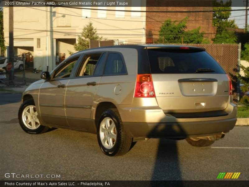 Linen Gold Metallic Pearl / Light Taupe 2005 Chrysler Pacifica AWD