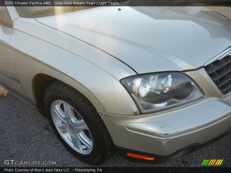 Linen Gold Metallic Pearl / Light Taupe 2005 Chrysler Pacifica AWD
