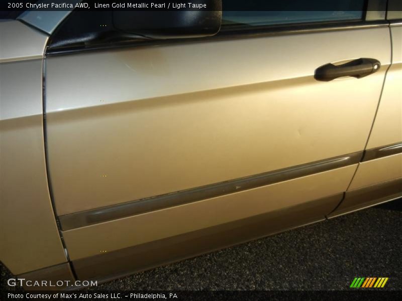 Linen Gold Metallic Pearl / Light Taupe 2005 Chrysler Pacifica AWD