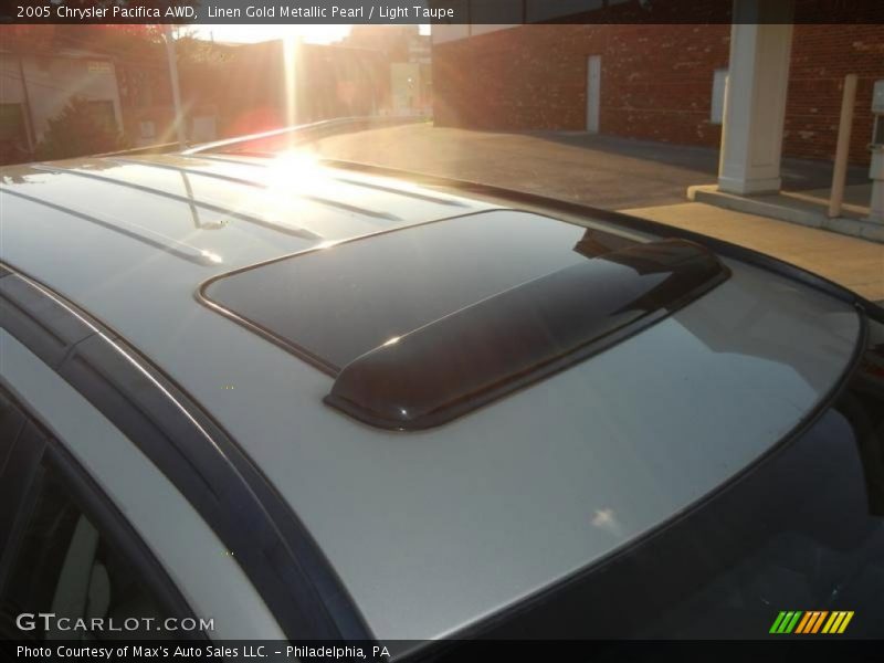 Linen Gold Metallic Pearl / Light Taupe 2005 Chrysler Pacifica AWD