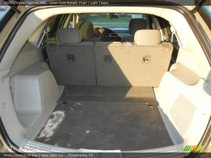 Linen Gold Metallic Pearl / Light Taupe 2005 Chrysler Pacifica AWD