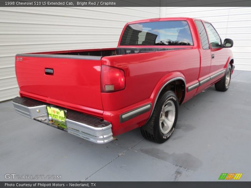 Bright Red / Graphite 1998 Chevrolet S10 LS Extended Cab