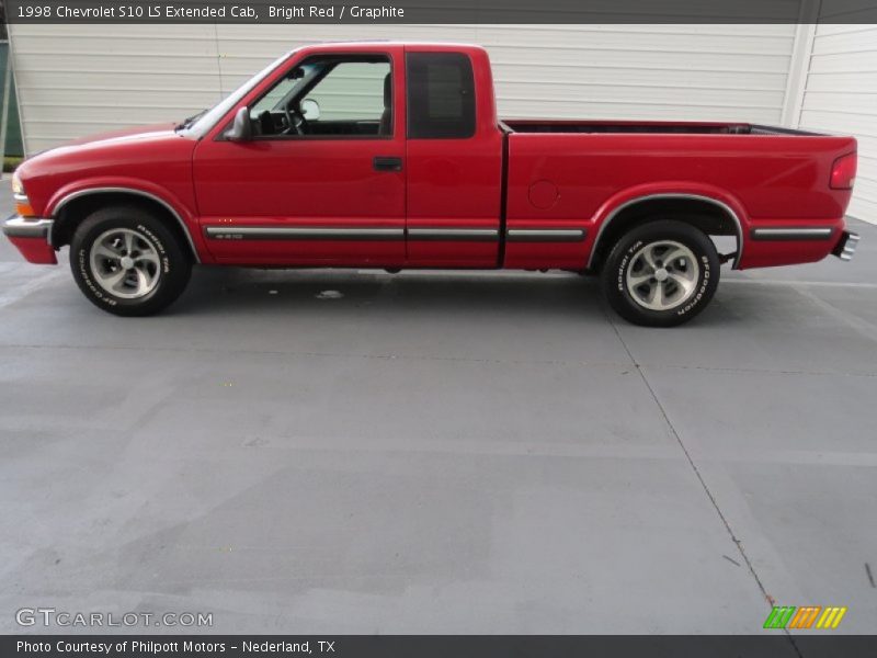 Bright Red / Graphite 1998 Chevrolet S10 LS Extended Cab