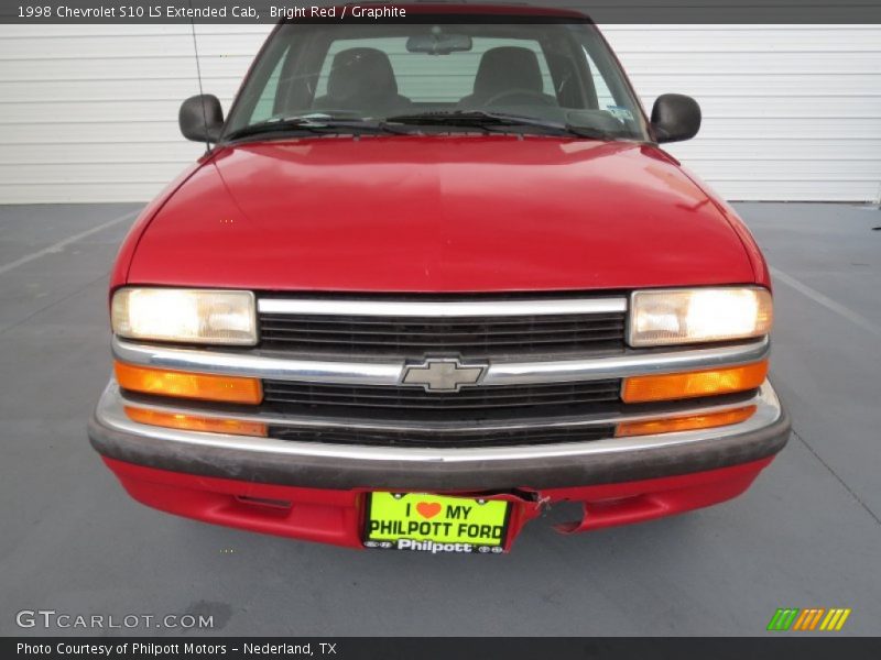 Bright Red / Graphite 1998 Chevrolet S10 LS Extended Cab