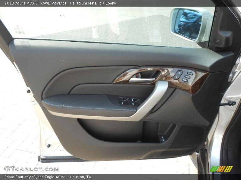Door Panel of 2013 MDX SH-AWD Advance