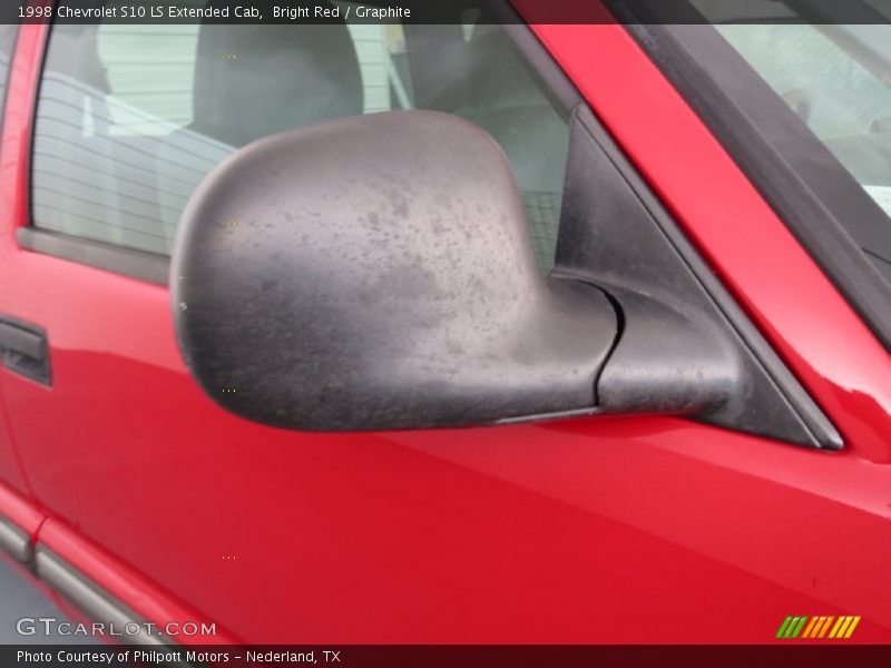 Bright Red / Graphite 1998 Chevrolet S10 LS Extended Cab