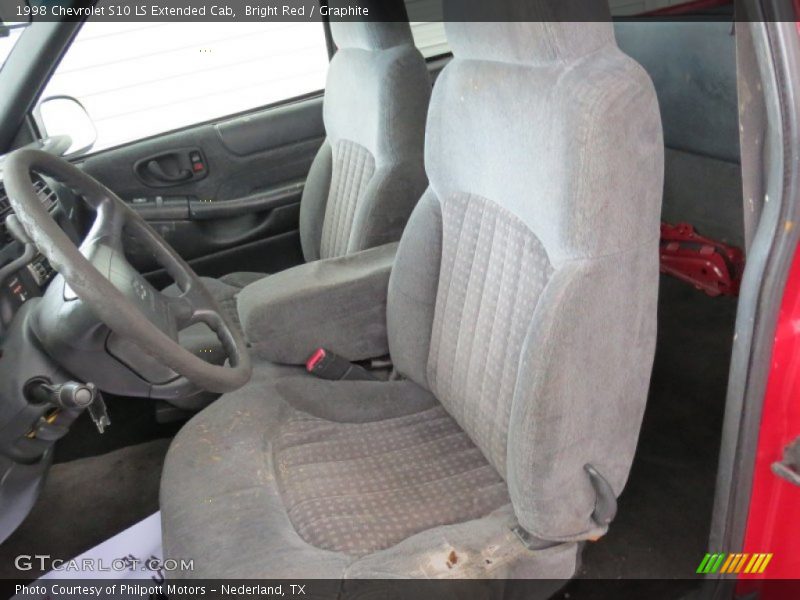 Bright Red / Graphite 1998 Chevrolet S10 LS Extended Cab
