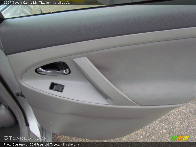 Titanium Metallic / Ash 2007 Toyota Camry LE