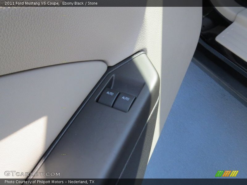 Ebony Black / Stone 2011 Ford Mustang V6 Coupe