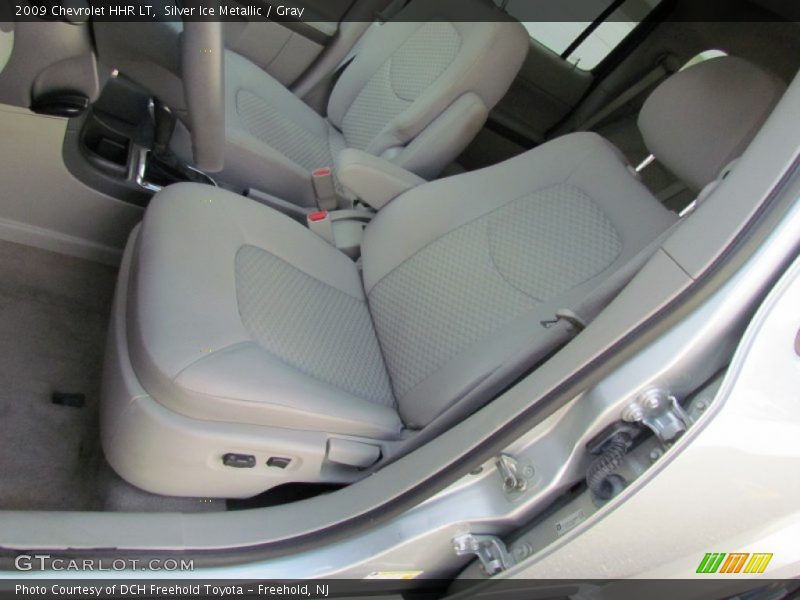 Silver Ice Metallic / Gray 2009 Chevrolet HHR LT