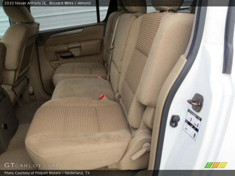 Blizzard White / Almond 2010 Nissan Armada SE