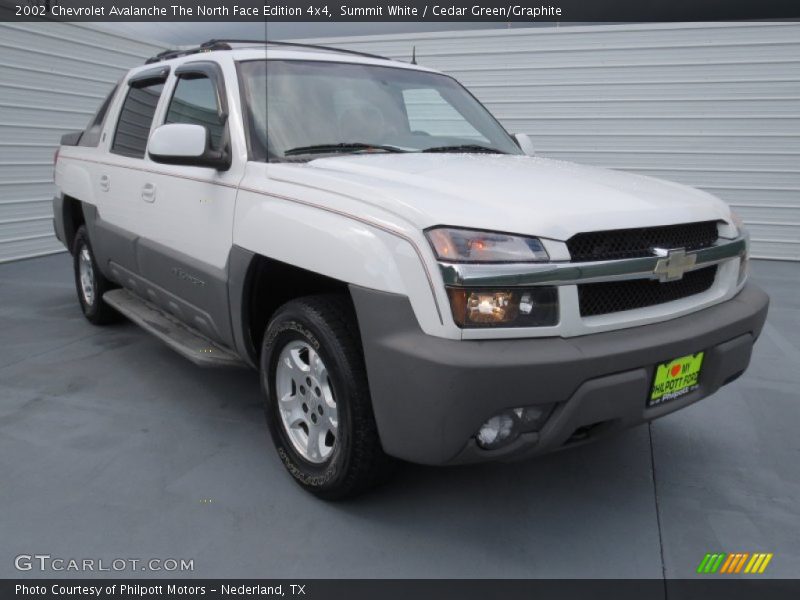 Summit White / Cedar Green/Graphite 2002 Chevrolet Avalanche The North Face Edition 4x4
