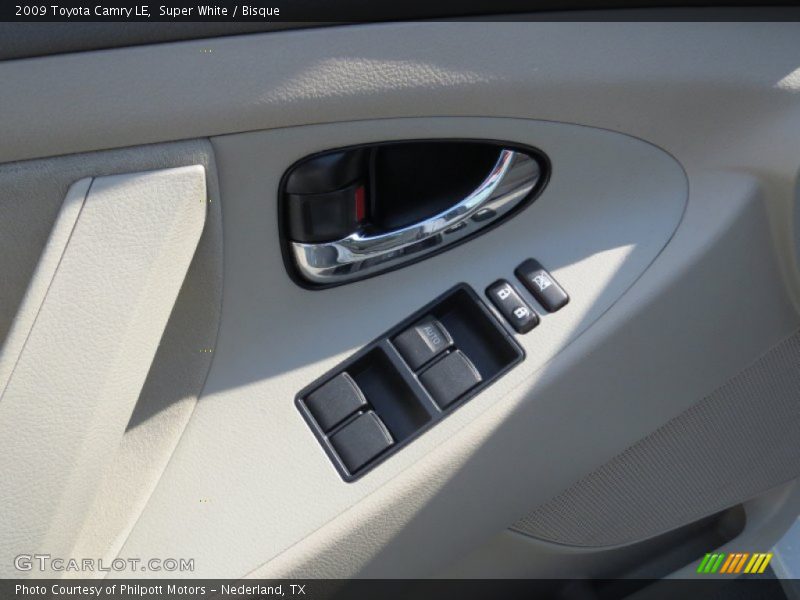 Super White / Bisque 2009 Toyota Camry LE