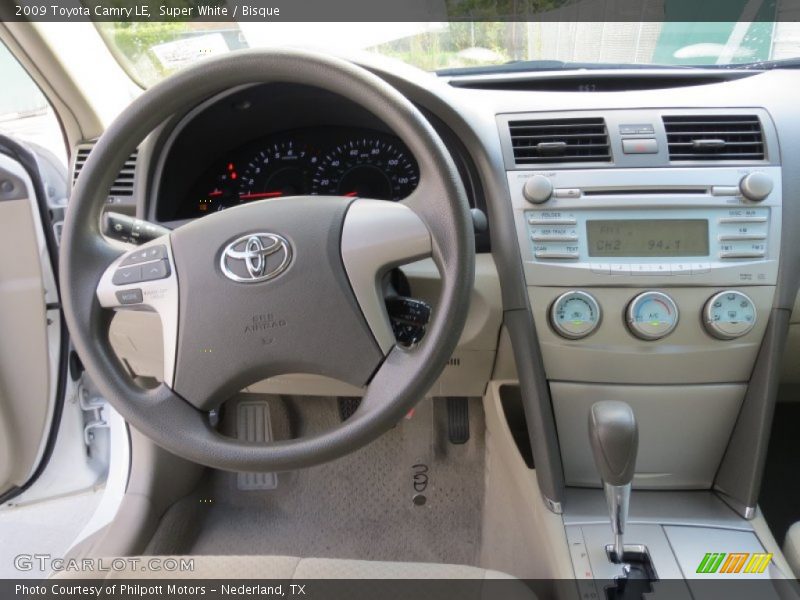 Super White / Bisque 2009 Toyota Camry LE