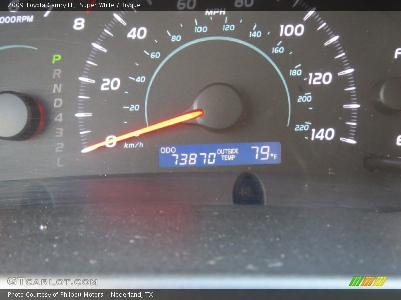 Super White / Bisque 2009 Toyota Camry LE