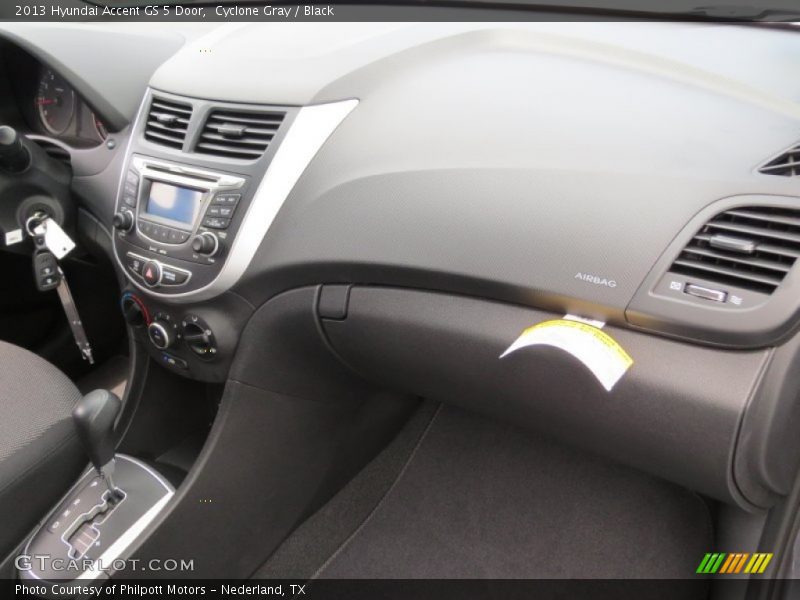 Cyclone Gray / Black 2013 Hyundai Accent GS 5 Door
