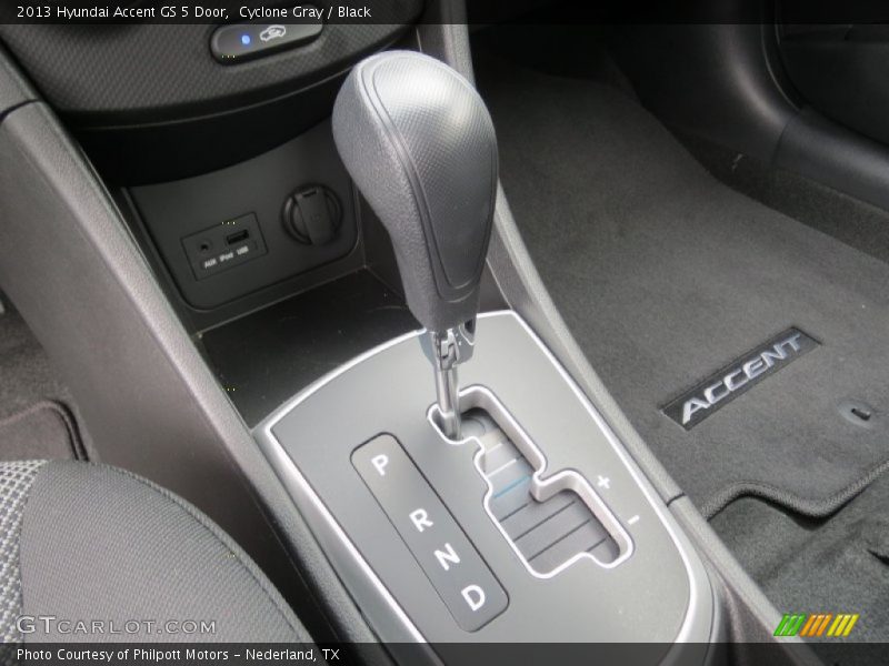  2013 Accent GS 5 Door 6 Speed Shiftronic Automatic Shifter