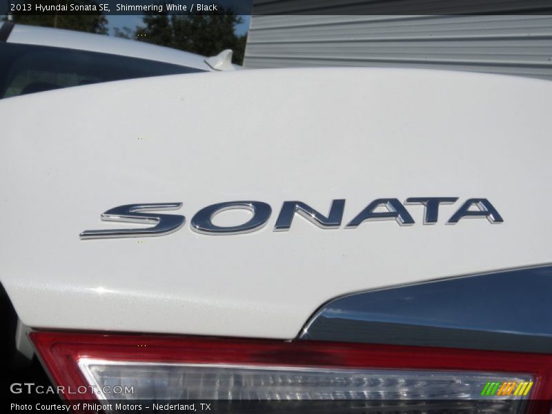 Shimmering White / Black 2013 Hyundai Sonata SE