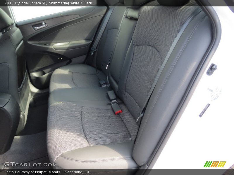 Shimmering White / Black 2013 Hyundai Sonata SE