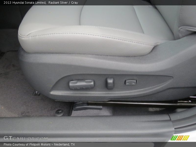 Radiant Silver / Gray 2013 Hyundai Sonata Limited