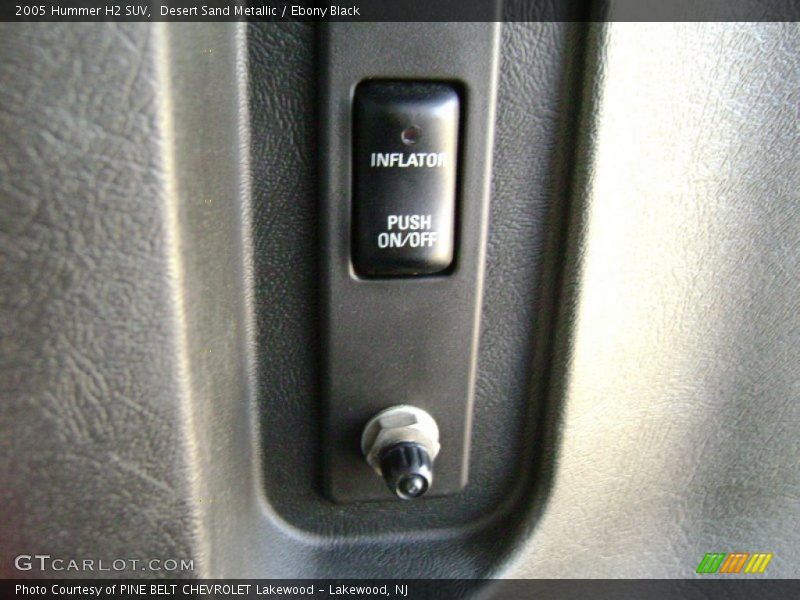 Desert Sand Metallic / Ebony Black 2005 Hummer H2 SUV