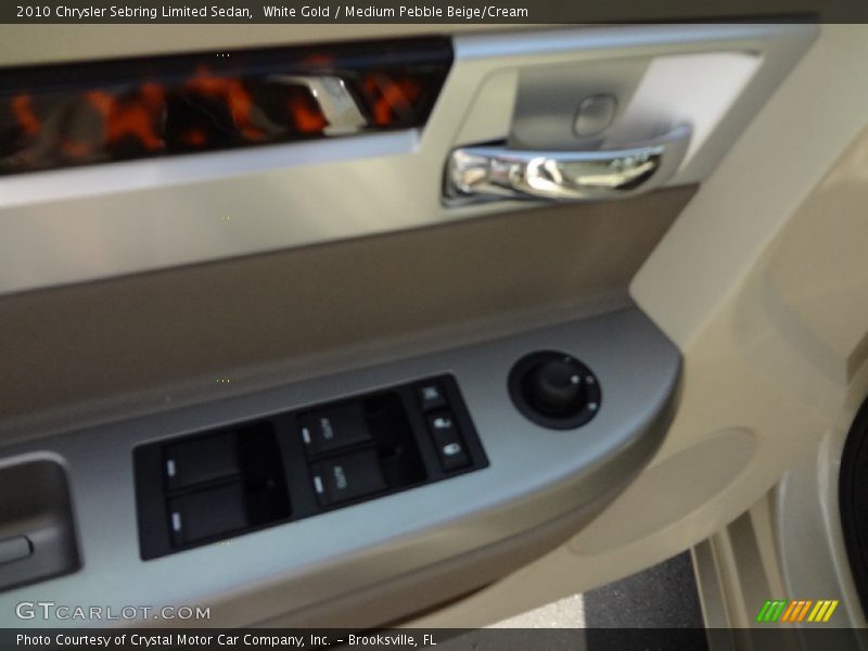 White Gold / Medium Pebble Beige/Cream 2010 Chrysler Sebring Limited Sedan