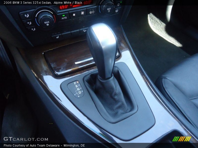 Alpine White / Black 2006 BMW 3 Series 325xi Sedan