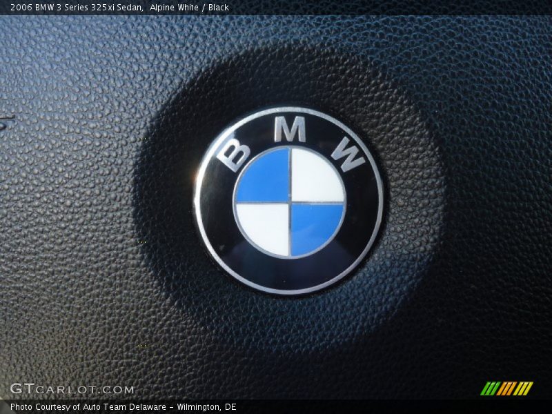 Alpine White / Black 2006 BMW 3 Series 325xi Sedan