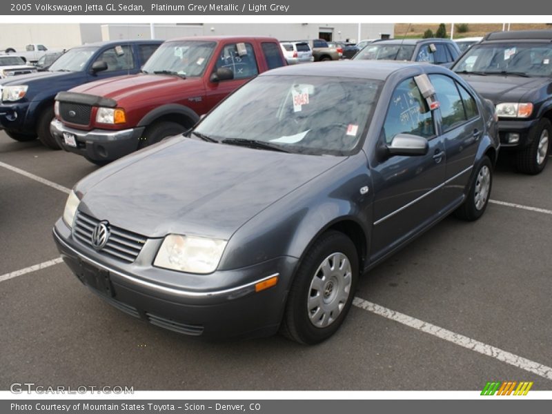 Platinum Grey Metallic / Light Grey 2005 Volkswagen Jetta GL Sedan