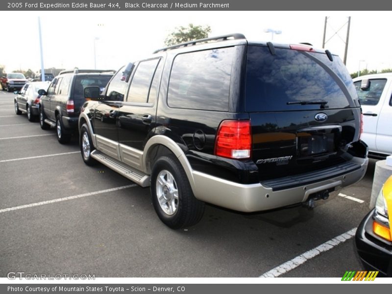 Black Clearcoat / Medium Parchment 2005 Ford Expedition Eddie Bauer 4x4