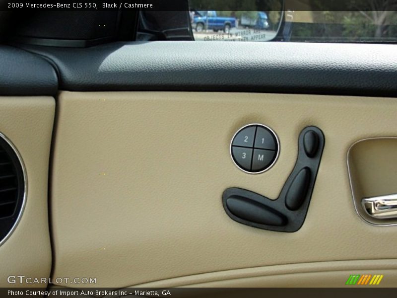 Black / Cashmere 2009 Mercedes-Benz CLS 550