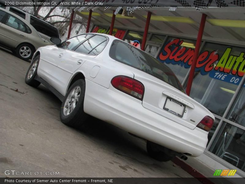 Arctic White / Dark Gray 2000 Oldsmobile Intrigue GX