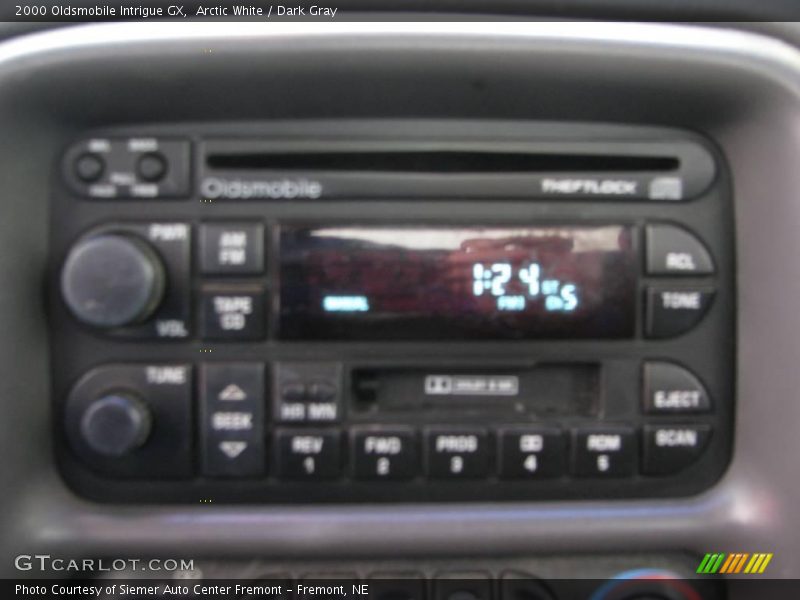 Arctic White / Dark Gray 2000 Oldsmobile Intrigue GX