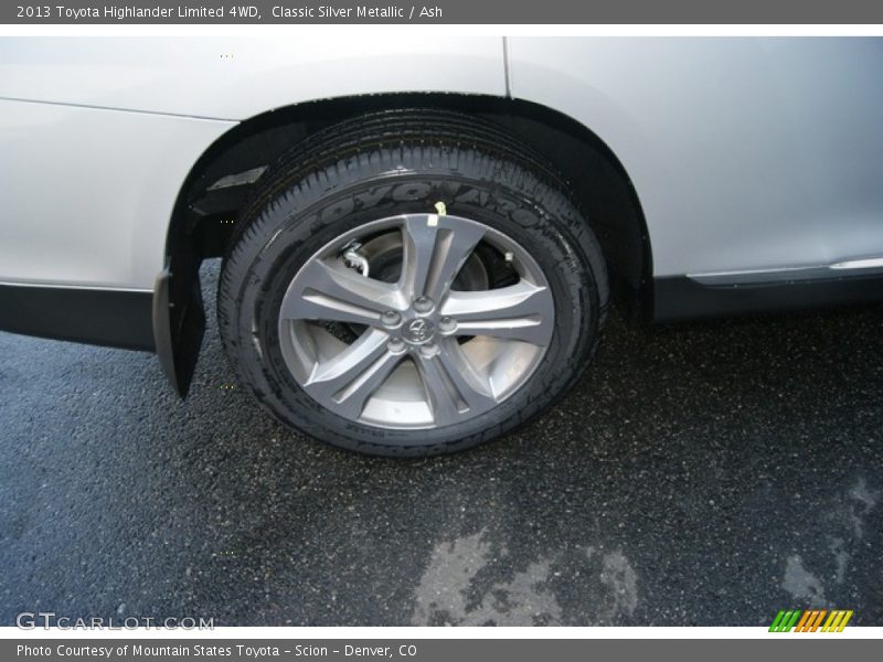 Classic Silver Metallic / Ash 2013 Toyota Highlander Limited 4WD