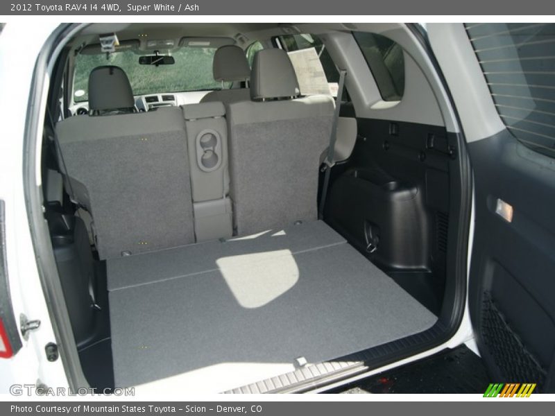 Super White / Ash 2012 Toyota RAV4 I4 4WD