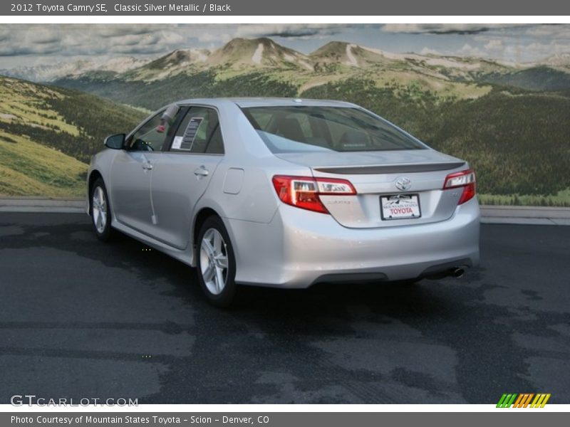 Classic Silver Metallic / Black 2012 Toyota Camry SE