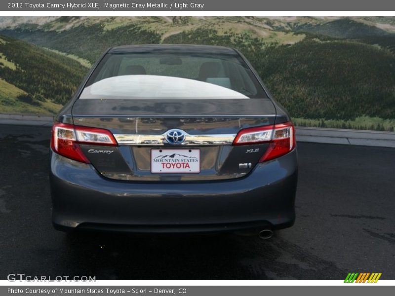 Magnetic Gray Metallic / Light Gray 2012 Toyota Camry Hybrid XLE