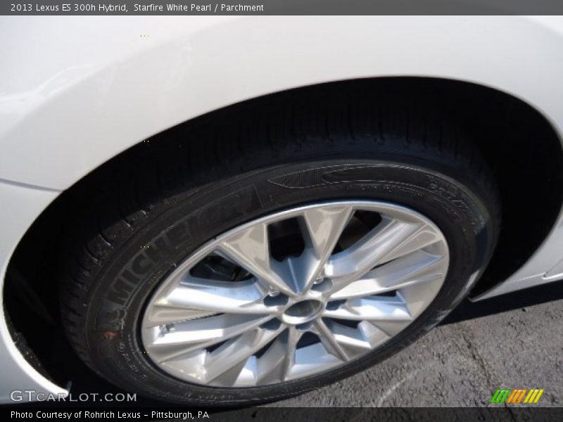Starfire White Pearl / Parchment 2013 Lexus ES 300h Hybrid