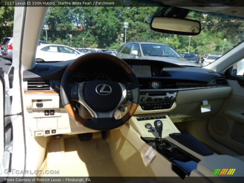 Starfire White Pearl / Parchment 2013 Lexus ES 300h Hybrid