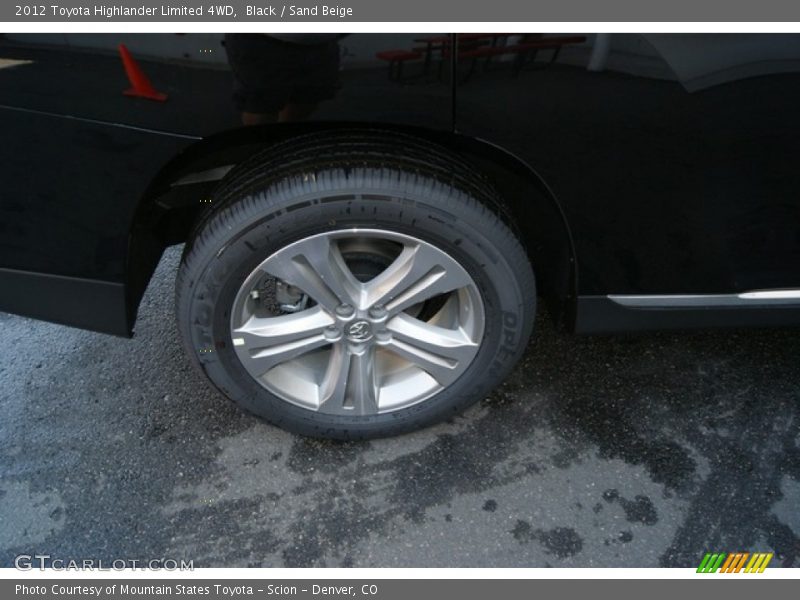 Black / Sand Beige 2012 Toyota Highlander Limited 4WD