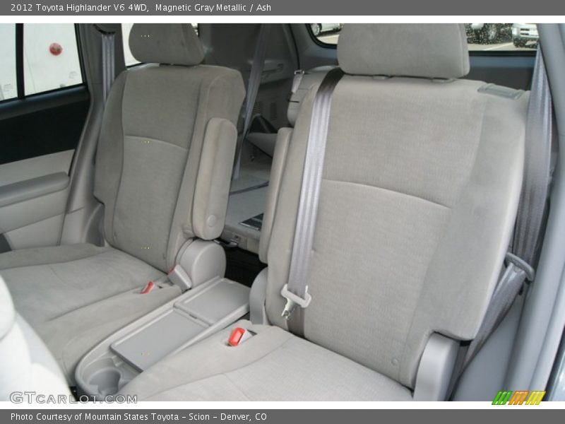 Magnetic Gray Metallic / Ash 2012 Toyota Highlander V6 4WD