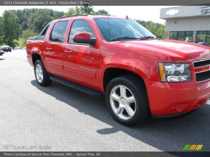 Victory Red / Ebony 2011 Chevrolet Avalanche LT 4x4